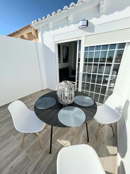 Belle Mar Sea View Studio Torrevieja Eksteriør billede